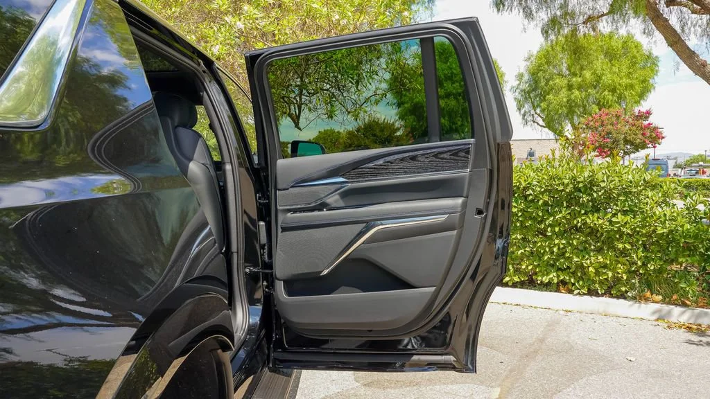 2026 Cadillac Escalade IQL Luxury - Photo 14