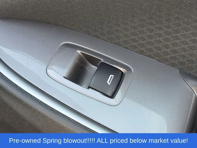 Used 2025 White Chevrolet LT image 44
