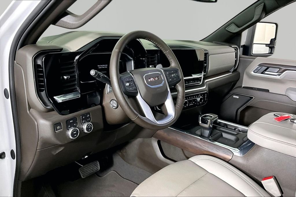 Used 2026 White GMC SLT image 17
