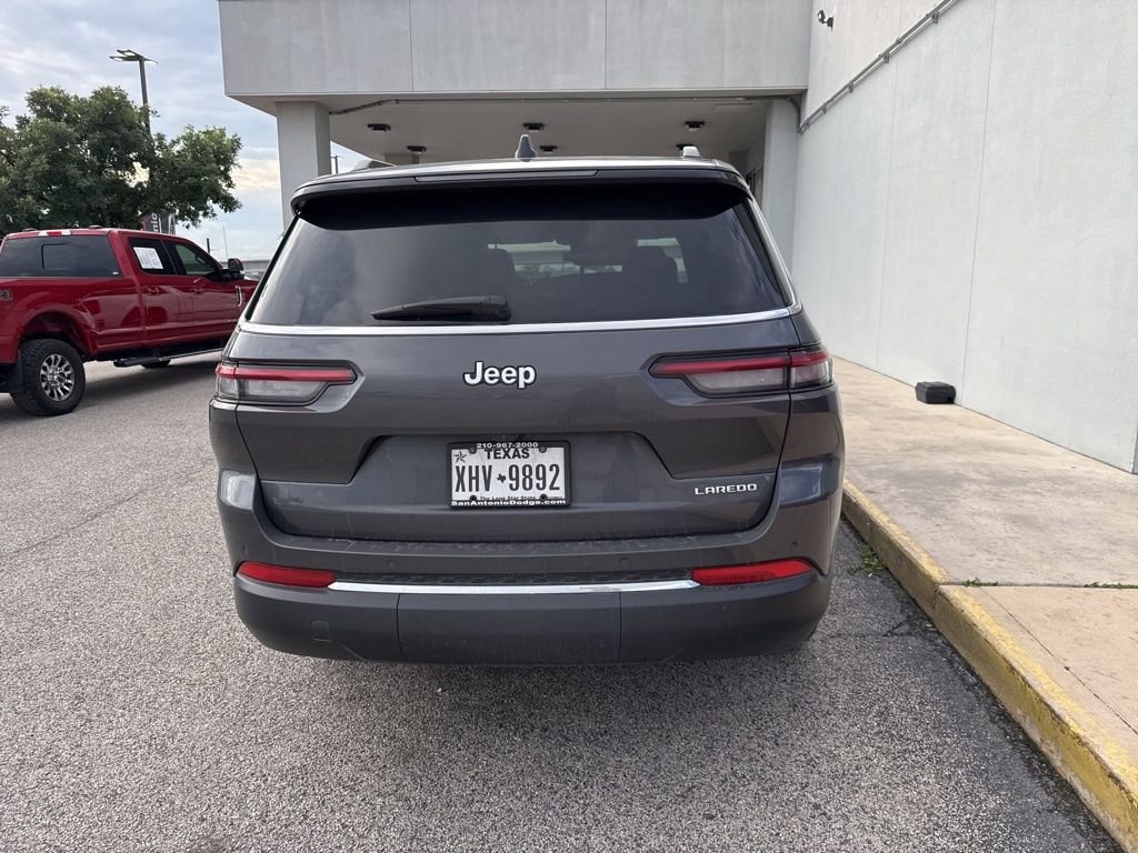 Certified Used 2025 Gray Jeep Laredo image 9