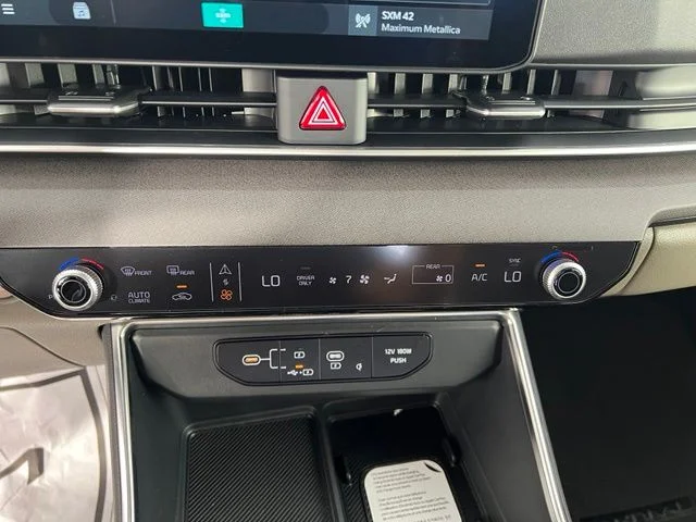 New 2027 White Kia EX image 24