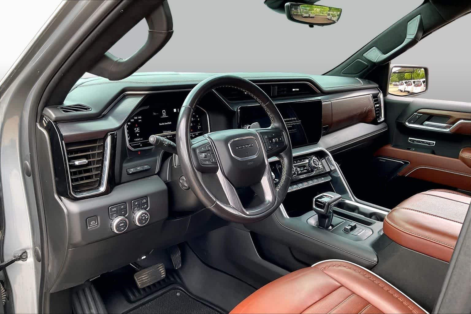Used 2023 Sterling Metallic GMC Denali Ultimate image 17