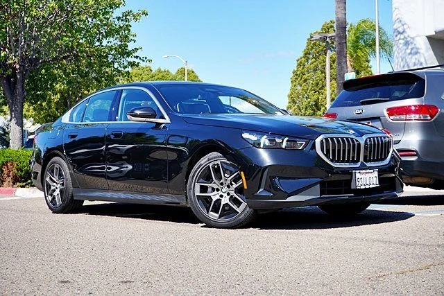 2026 BMW 5 Series 530i