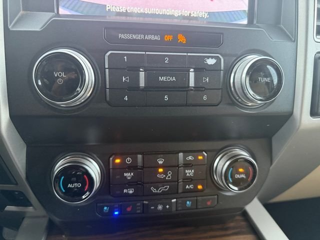 Certified Used 2019 Oxford White Ford Lariat image 7