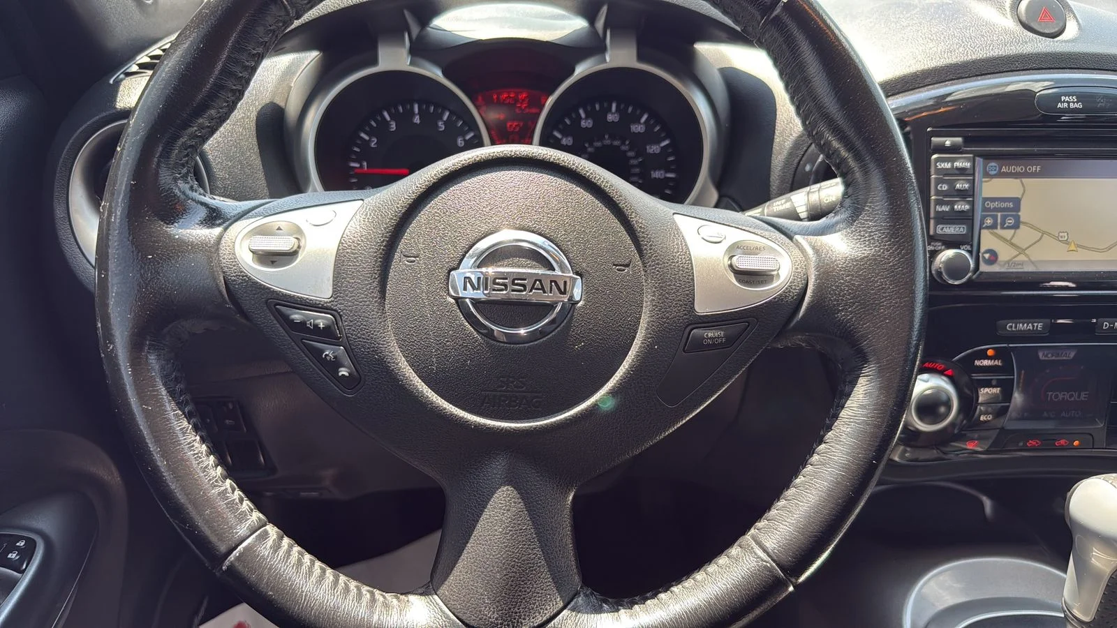 Used 2015 White Nissan SV image 10