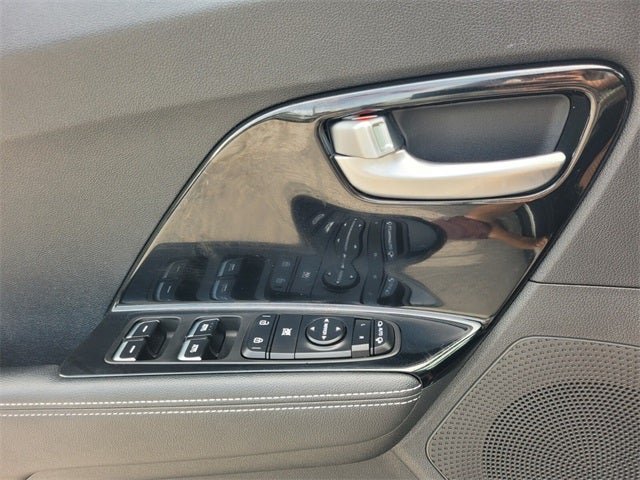 2022 Kia Niro EX - Photo 22