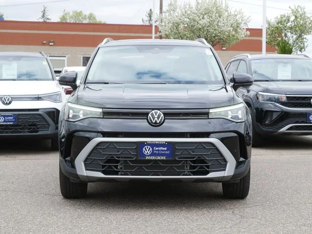 Certified 2025 Volkswagen Taos SE with VIN 3VVVC7B2XSM040219 for sale in Inver Grove Heights, Minnesota