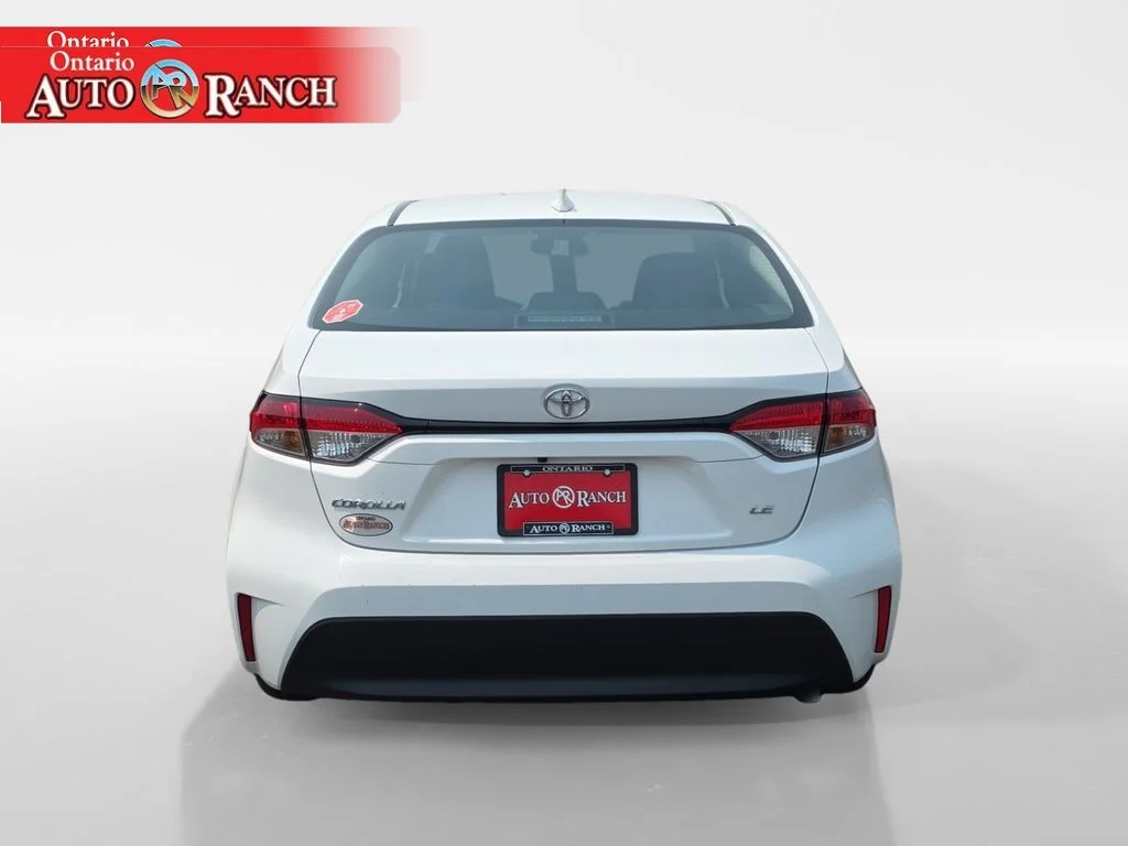 Used 2024 Ice Cap Toyota LE image 4