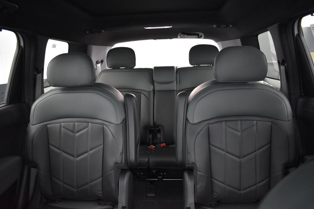 New 2027 Glacial White Pearl Kia X-LINE SX image 18