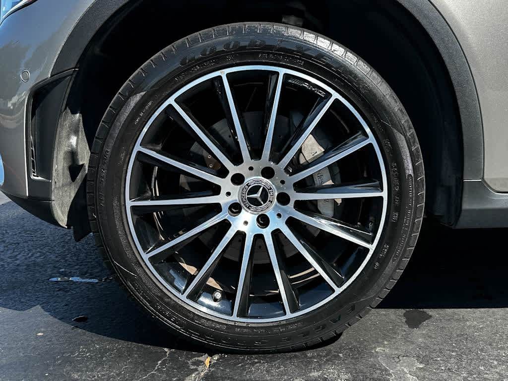 Certified Used 2023 Mojave Silver Metallic Mercedes-Benz GLC 300 image 7