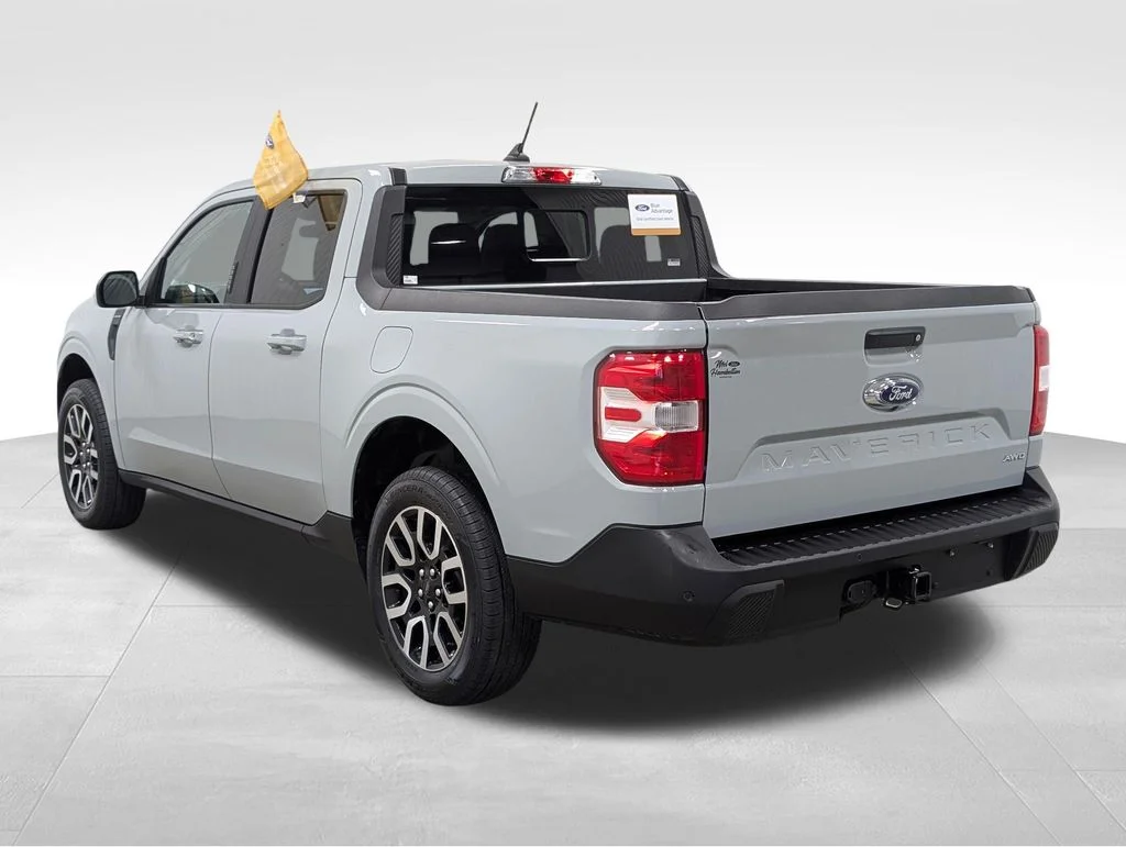 Certified Used 2023 Cactus Green / Gray Ford Lariat image 24