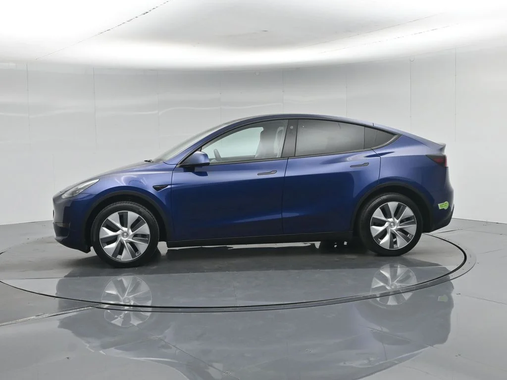 Used 2023 Blue Tesla Long Range image 24