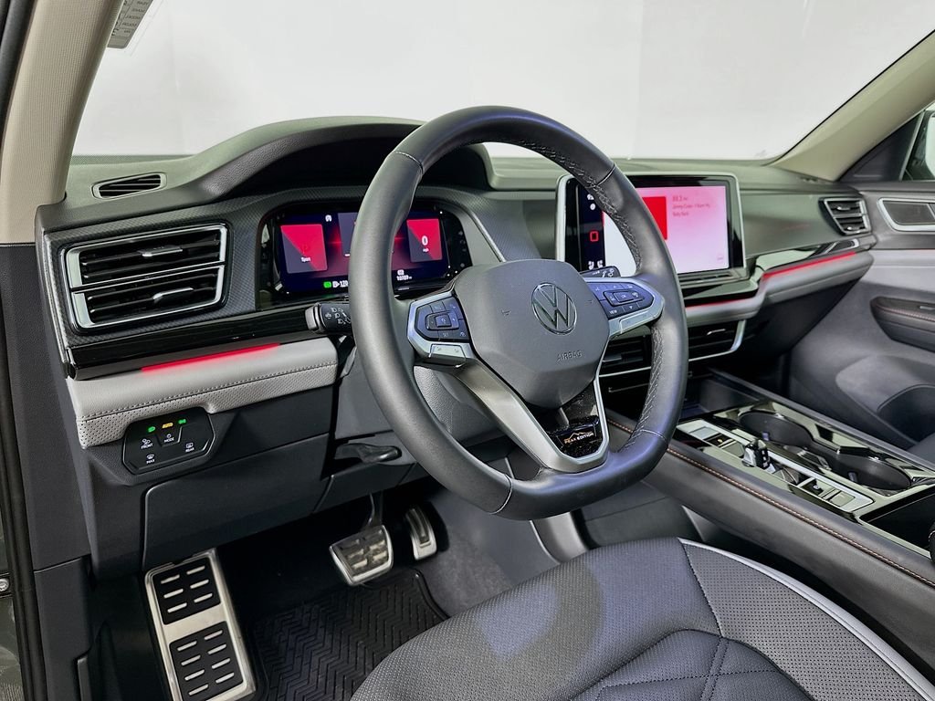 Used 2025  Volkswagen 2.0T Peak Edition image 10