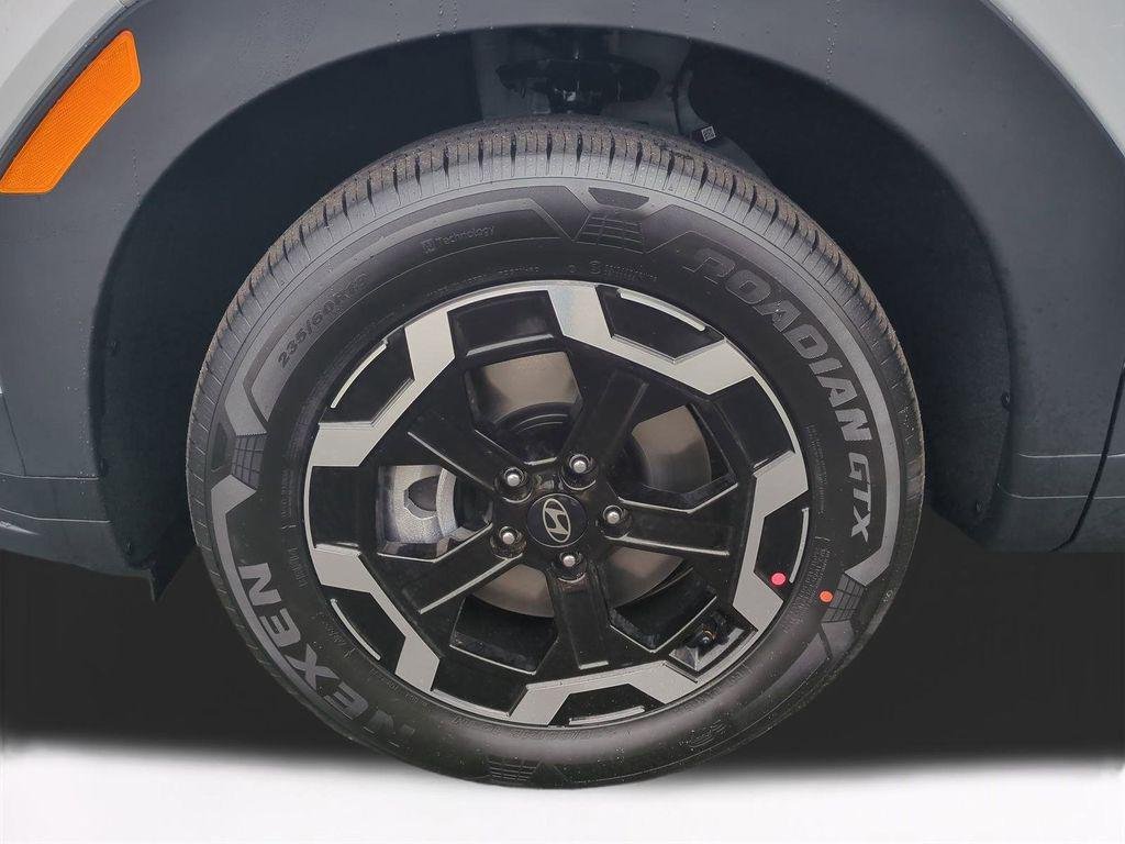 New 2026 White Hyundai SEL FWD image 11
