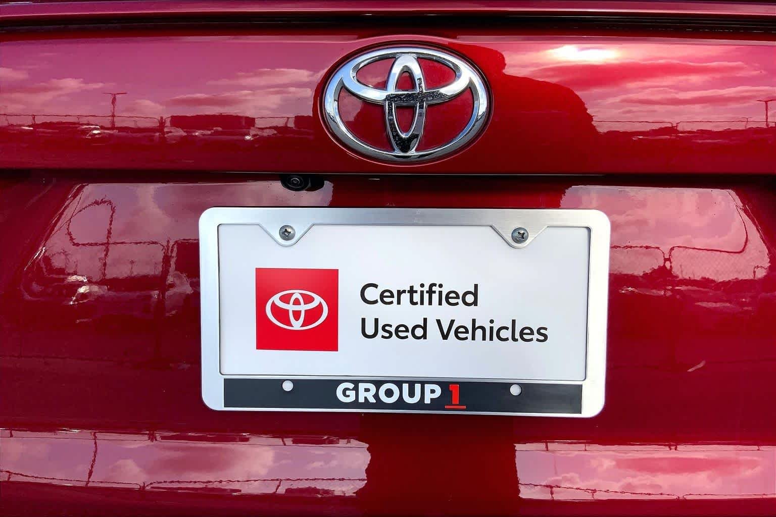 Used 2024 Ruby Flare Pearl Toyota XLE Premium image 10
