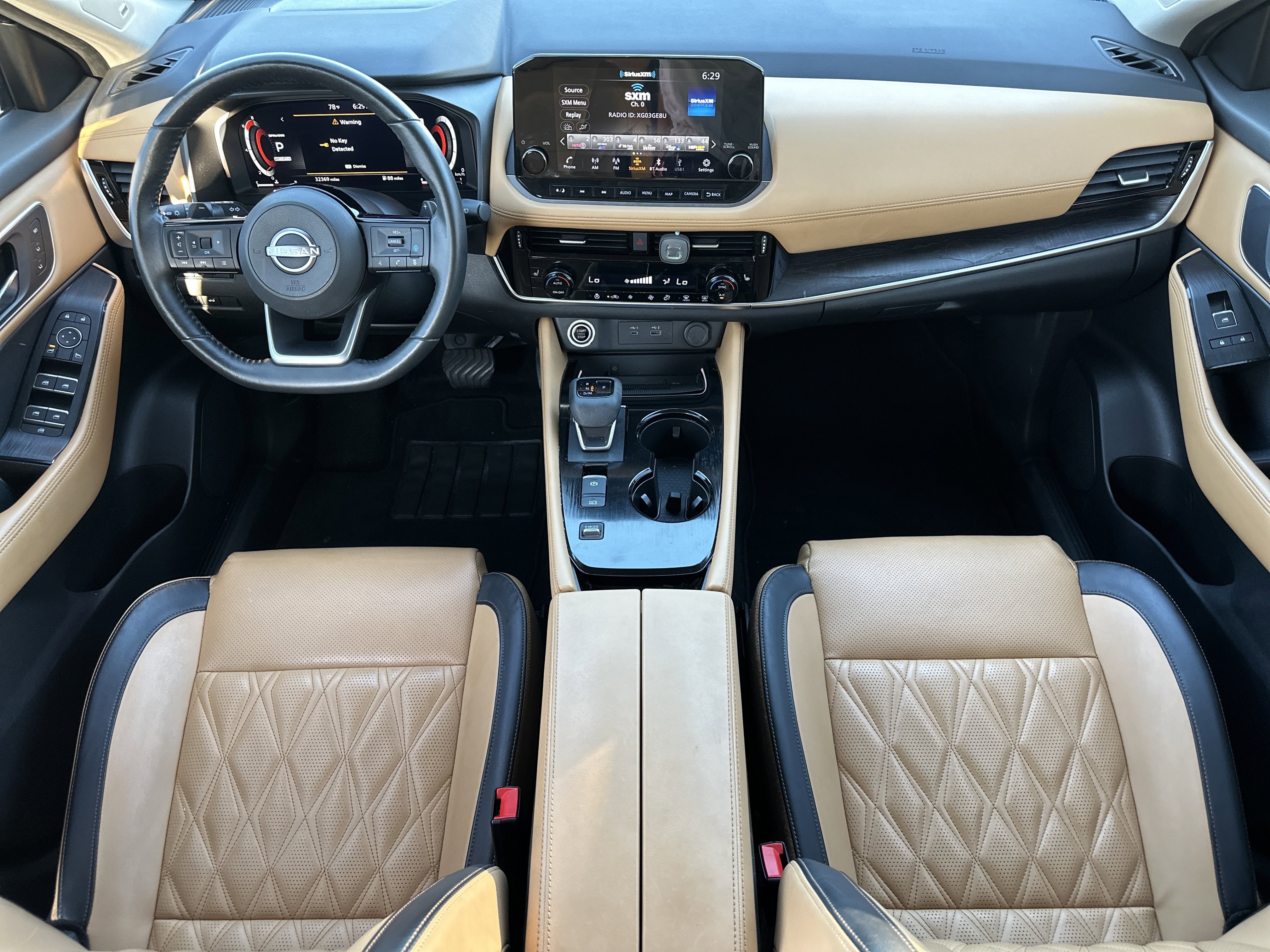 Used 2023 Super Black Nissan Platinum image 24