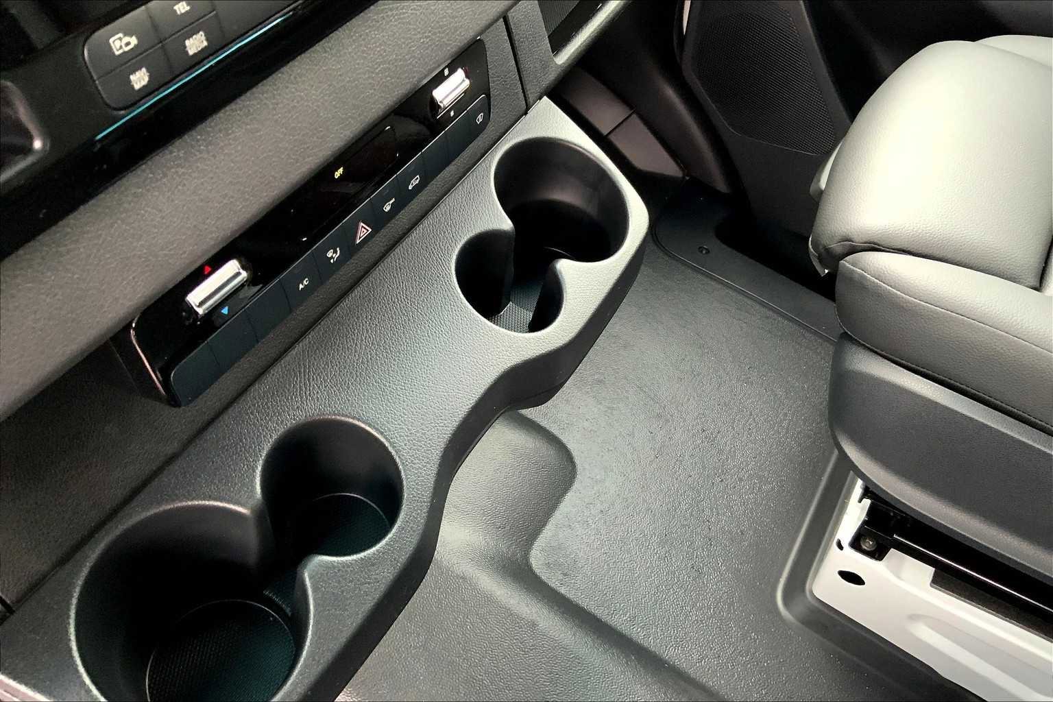 2025 Mercedes-Benz Sprinter Cargo Van Base - Photo 7