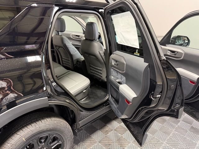 New 2026 Shadow Black Ford Badlands® image 26