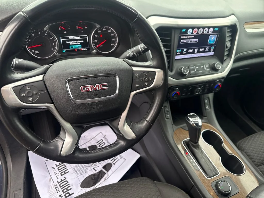 Used 2018 Blue GMC SLE-2 image 17