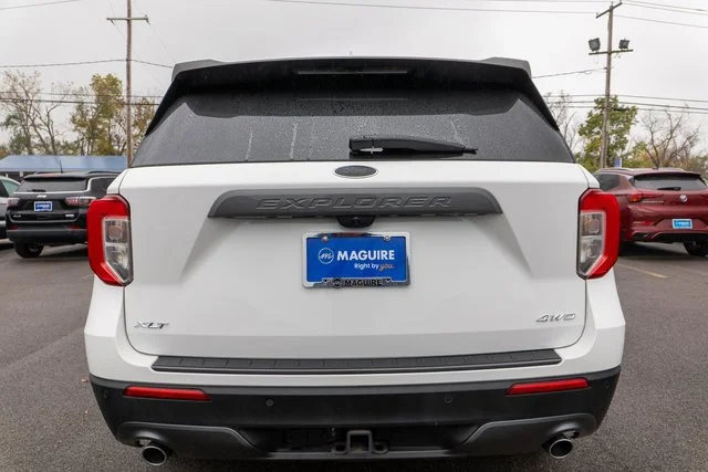 Used 2023 White Ford XLT image 7