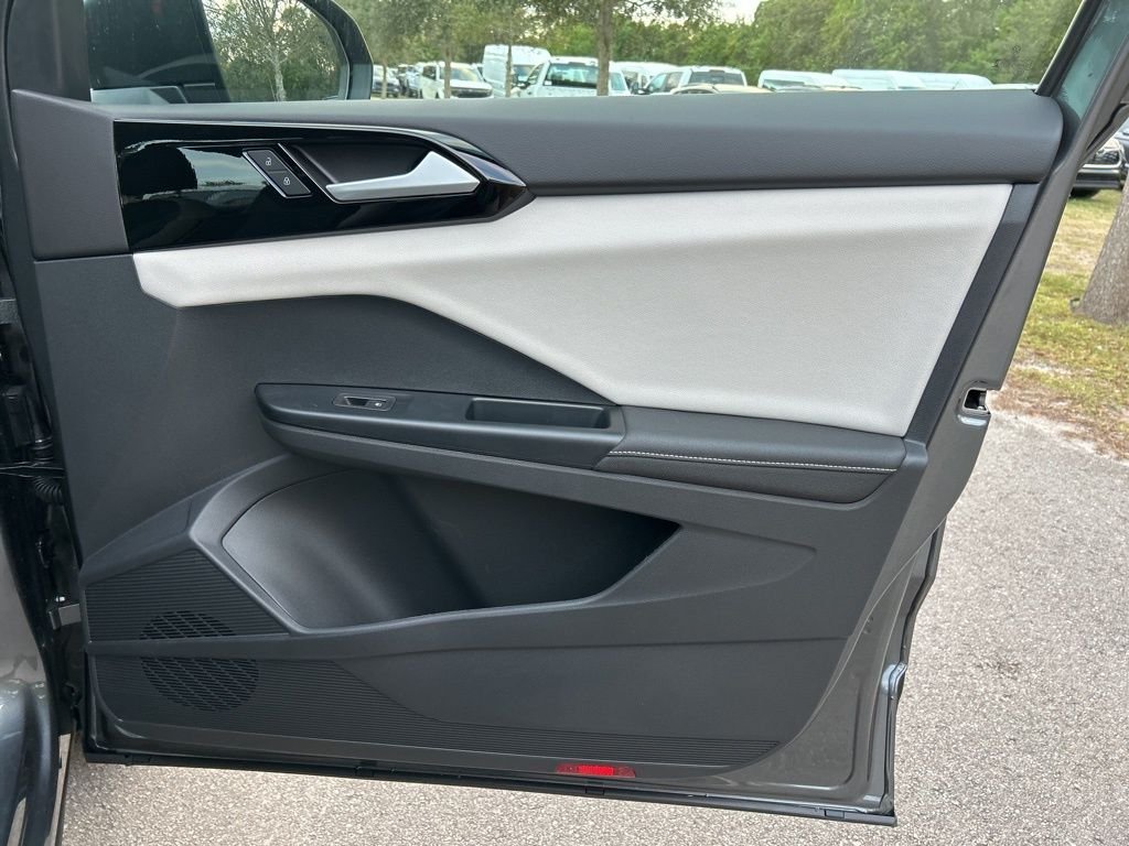 New 2026 Gray Volkswagen 1.5T S image 38