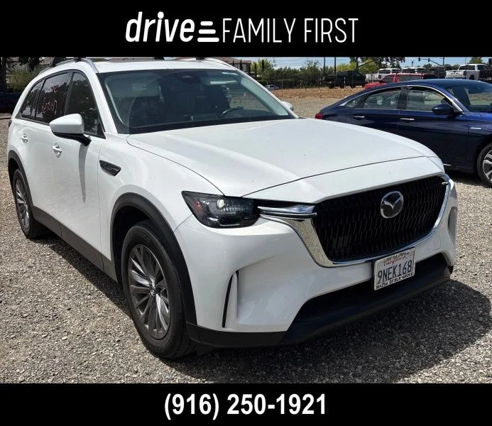 2024 Mazda CX-90 PHEV Preferred Package's photo