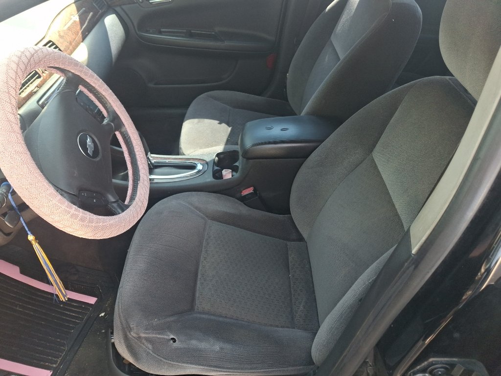 Used 2013 Black Chevrolet LT image 9