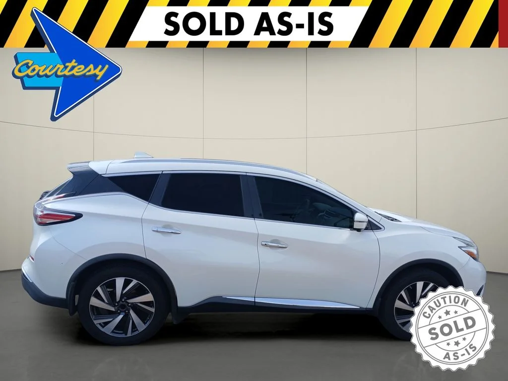 Used 2018 Pearl White Nissan Platinum image 8