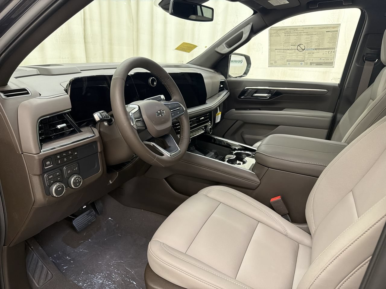2026 Chevrolet Tahoe Z71 - Photo 14