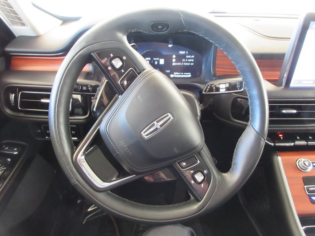 Used 2024 Infinite Black Metallic Lincoln Reserve image 96