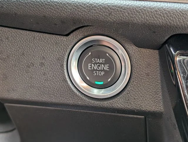 Used 2025 Black Chevrolet LT image 31