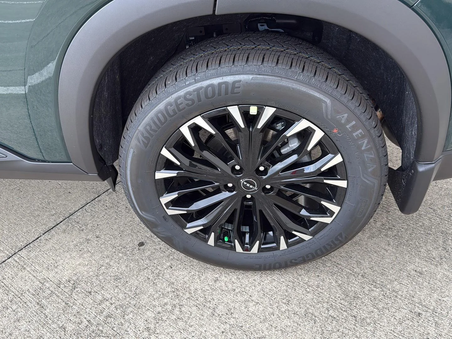 New 2026 OBSIDIAN GREEN Nissan Dark Armor image 13