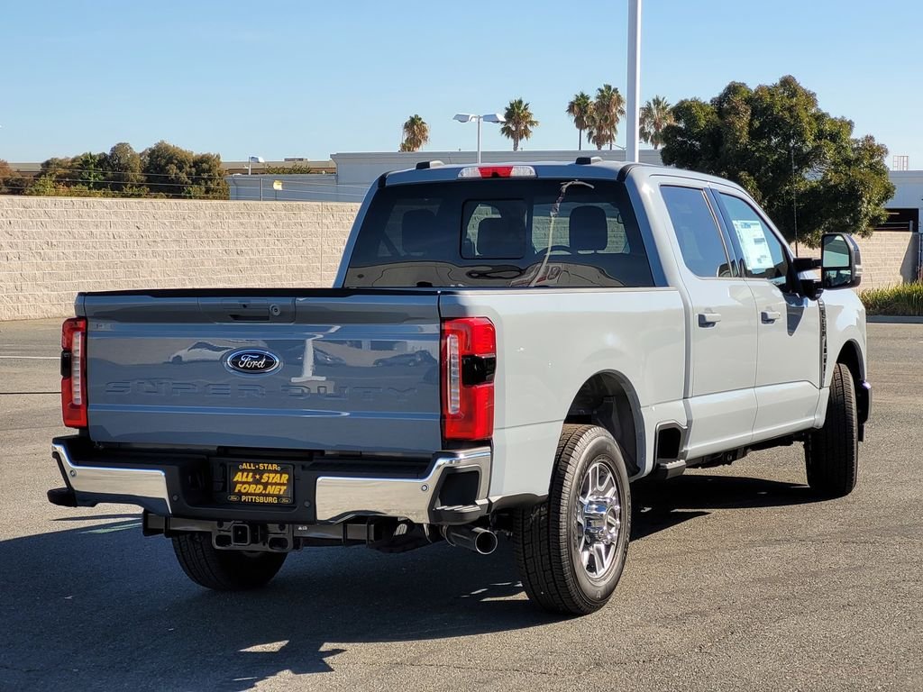 New 2026 Glacier Gray Metallic Tri-Coat Ford F-250® Lariat® image 3