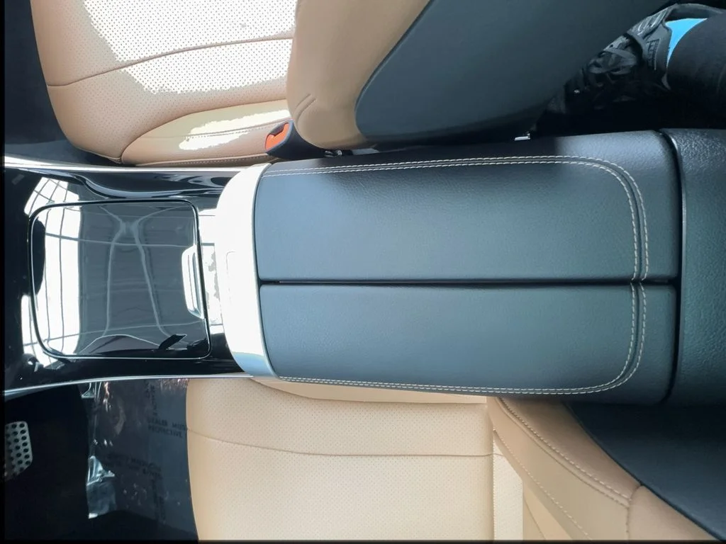 Used 2025 White Mercedes-Benz CLE 300 image 33