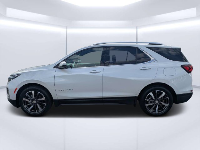 Used 2022 Pearl Chevrolet Premier image 6