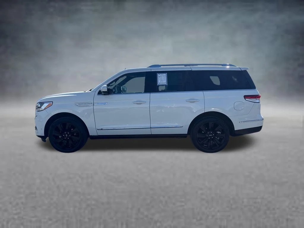 2023 Lincoln Navigator