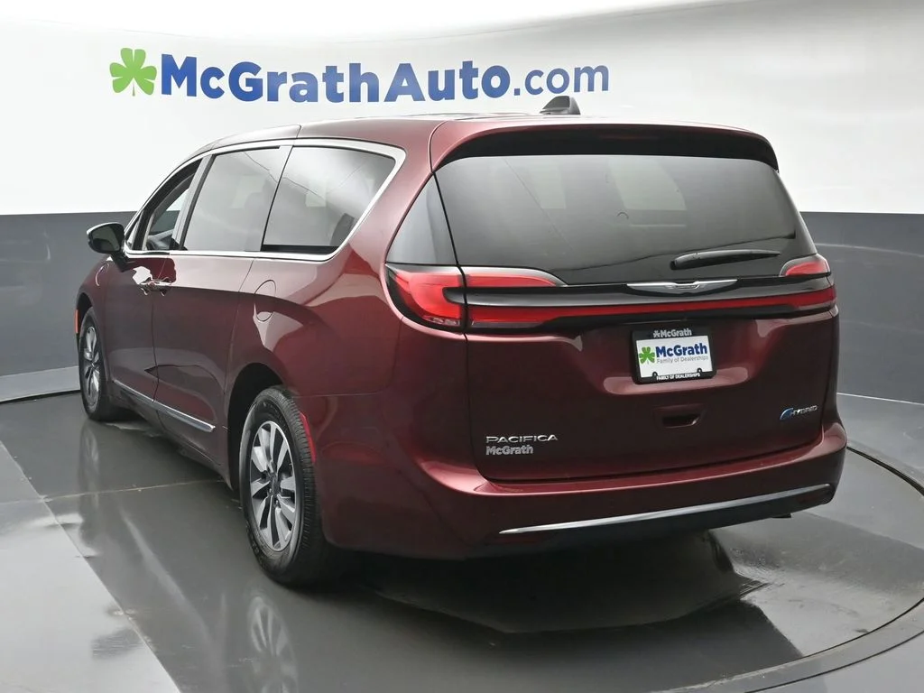 Certified Used 2023 Red Chrysler Limited image 26