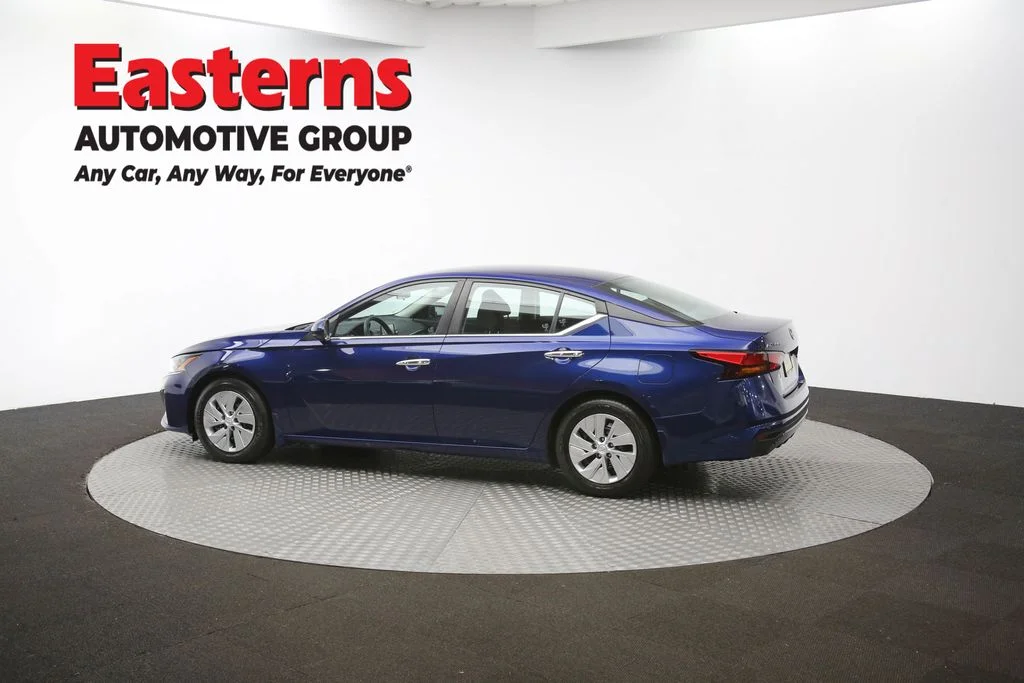 Used 2023 Blue Nissan 2.5 S image 59