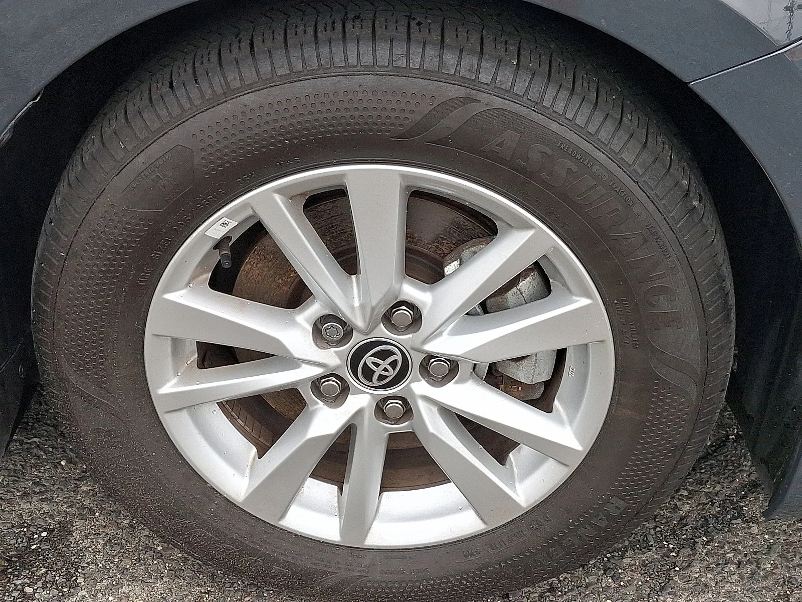 Used 2025 Underground - 1L7 Toyota LE image 9