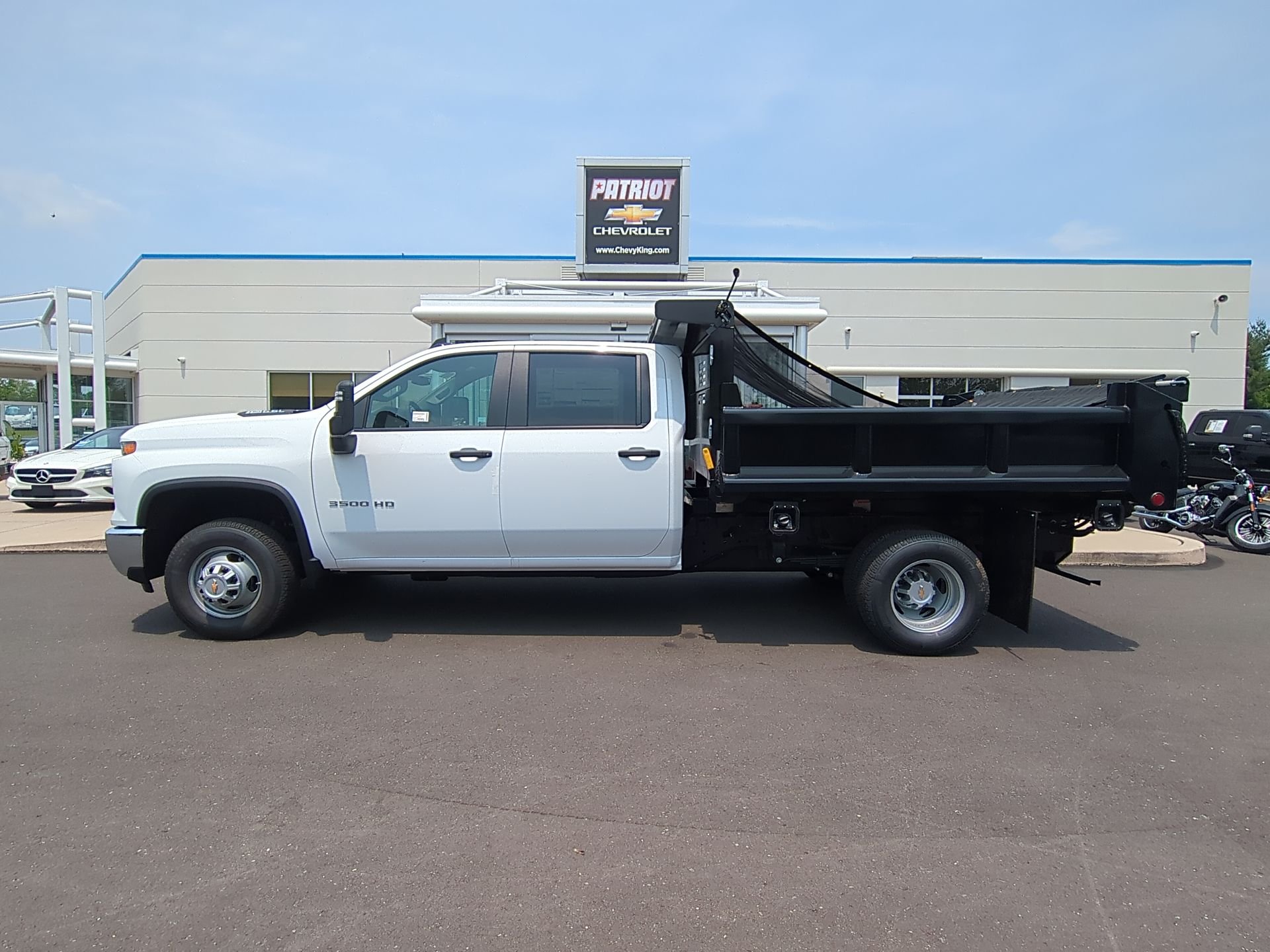 2025 Chevrolet Silverado 3500 HD Work Truck - Photo 43