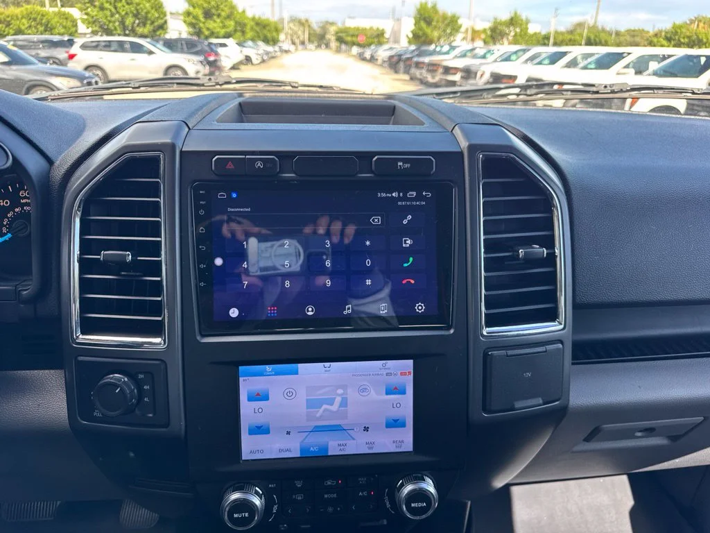 Used 2015 Tuxedo Black Metallic Ford XLT image 12