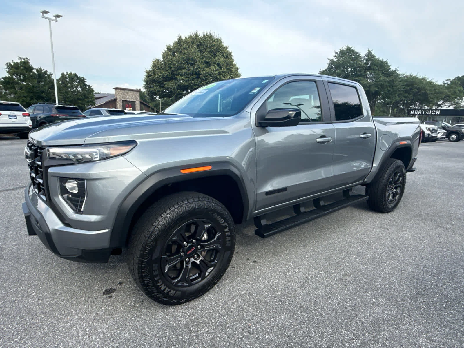 2025 GMC Canyon 2WD Elevation