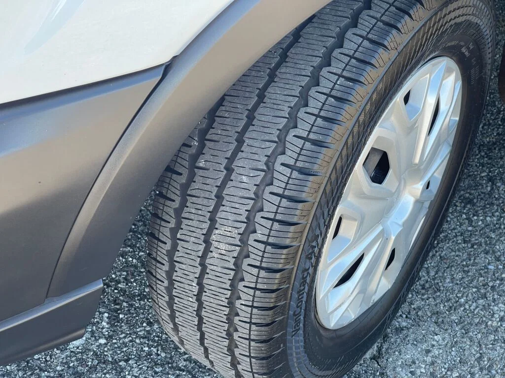 Used 2019 Oxford White Ford XL image 33