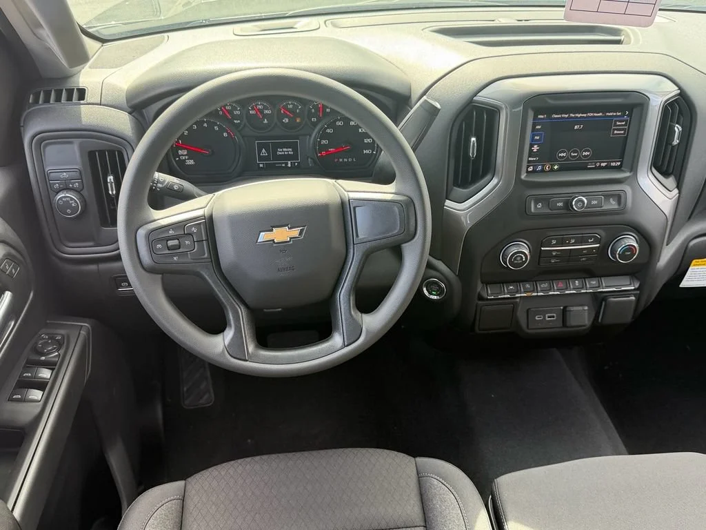 2026 Chevrolet Silverado 1500 Custom - Photo 11