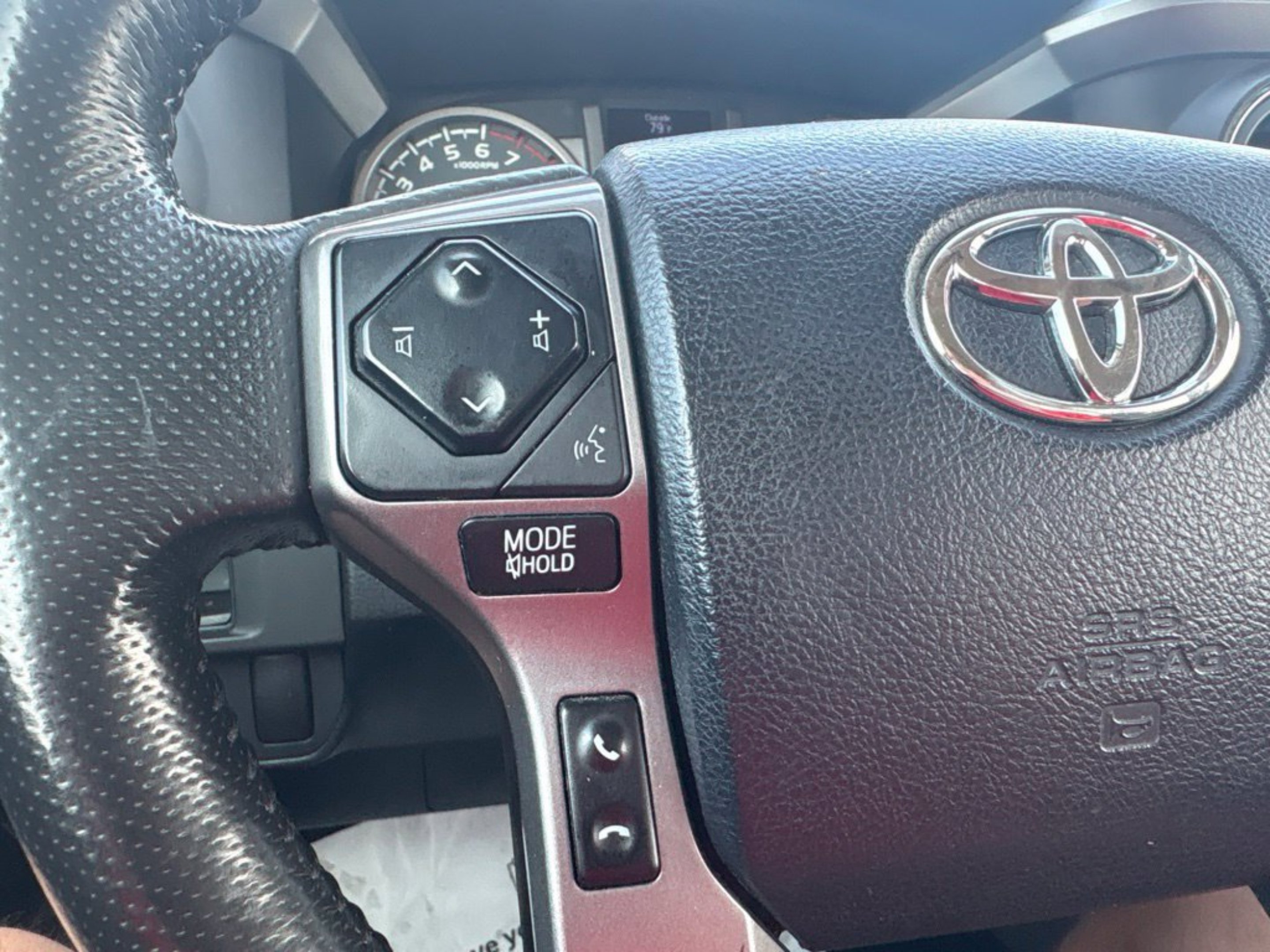 Used 2017 Magnetic Gray Metallic Toyota SR5 image 9