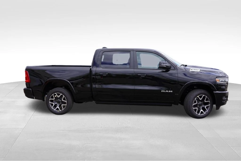 New 2026 Diamond Black Crystal Pearl-Coat Exterior Paint RAM Laramie image 2
