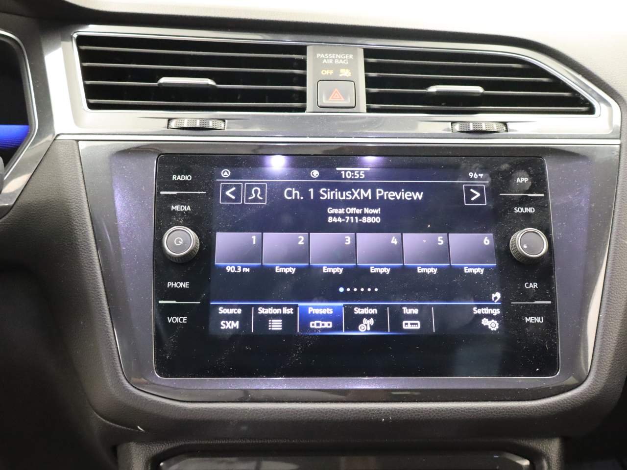 Used 2023 Deep Black Pearl Volkswagen SE image 8
