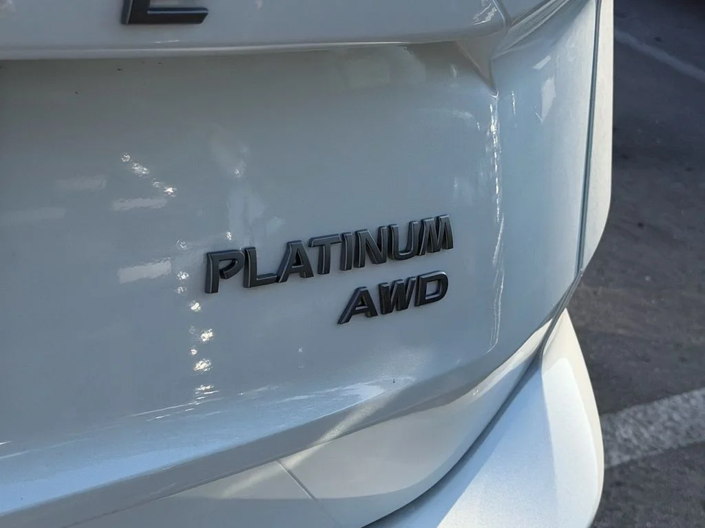 New 2026 White Nissan Platinum image 11