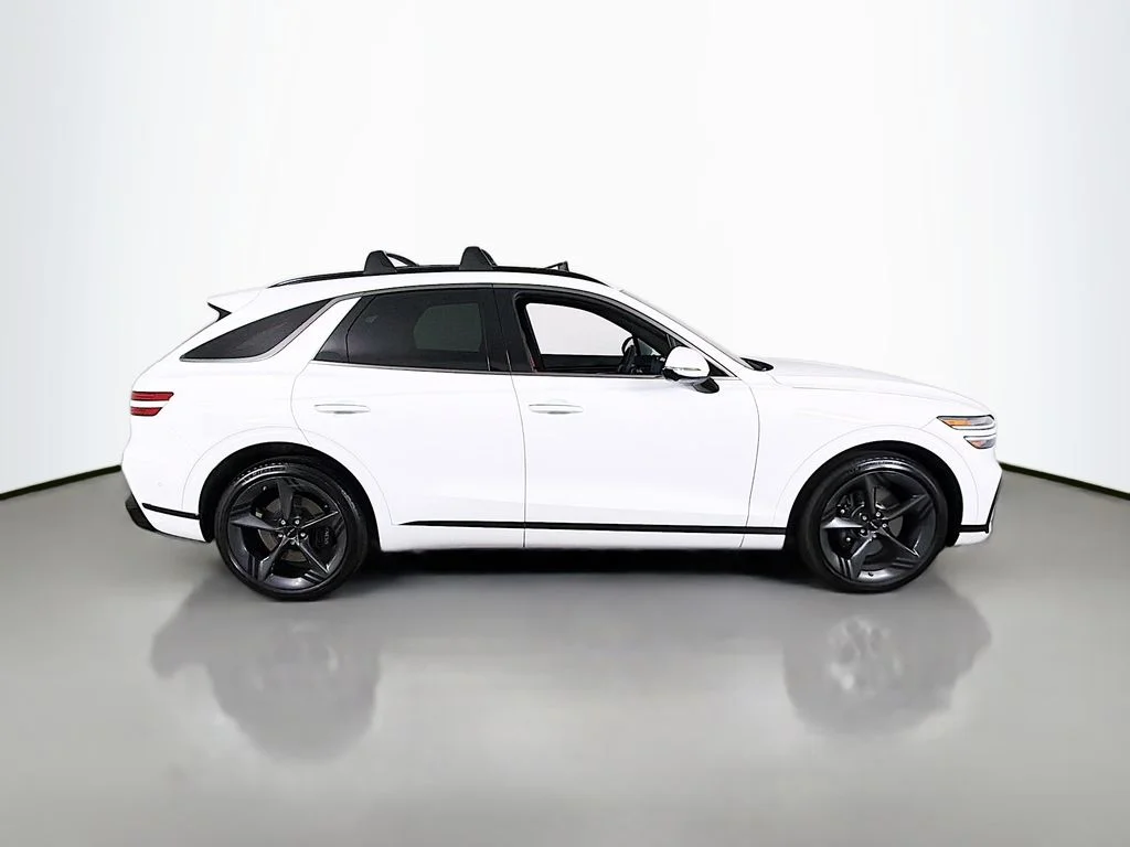 Used 2026 Alta White Genesis 2.5T Sport Prestige image 8