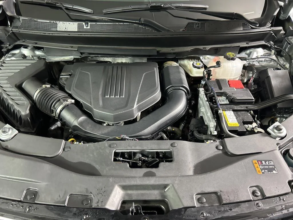Used 2024 Sterling Gray Metallic Chevrolet RS image 21